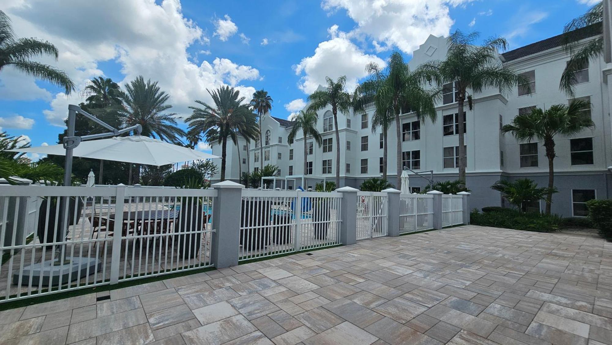 Surestay Plus By Best Western Orlando Lake Buena Vista Exteriér fotografie