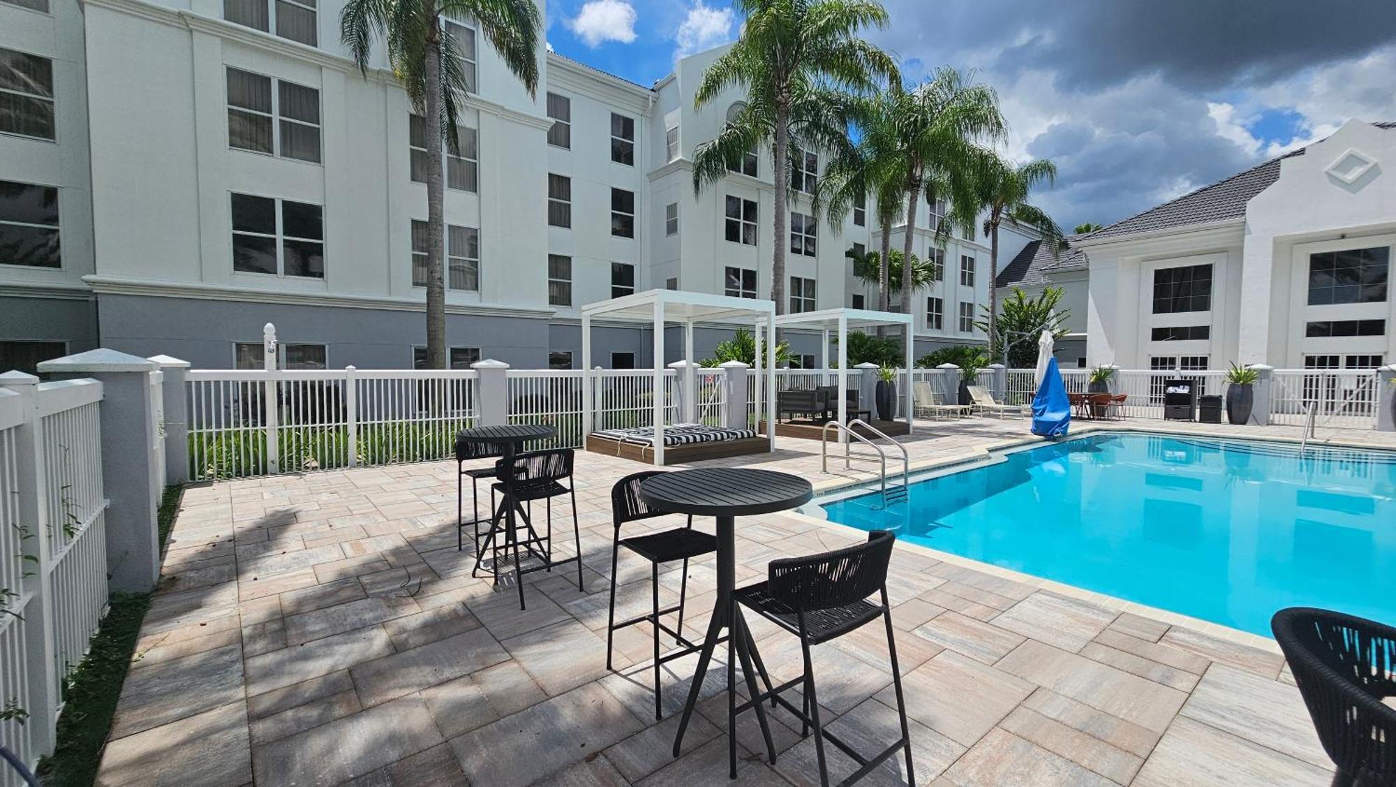 Surestay Plus By Best Western Orlando Lake Buena Vista Exteriér fotografie