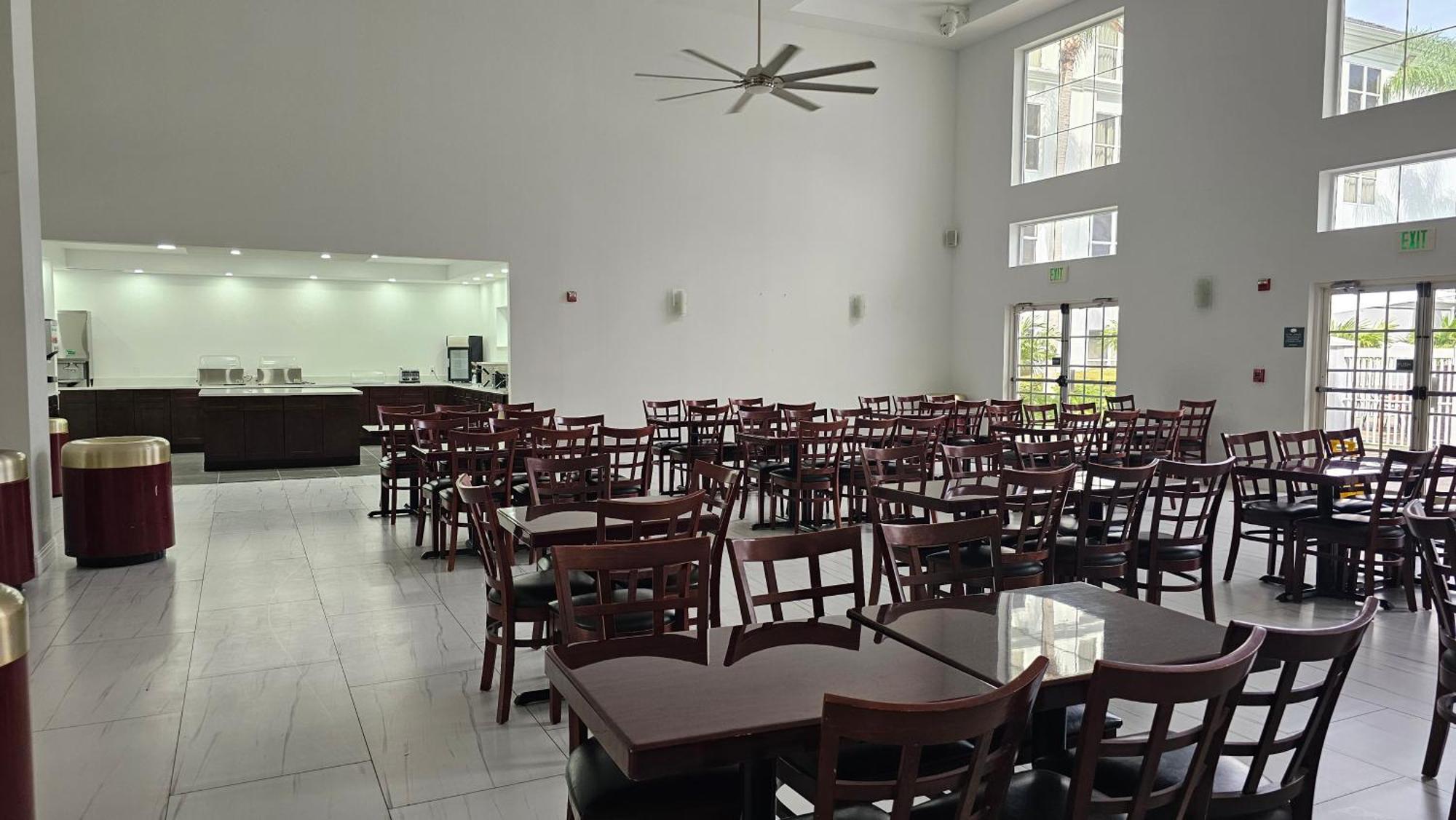 Surestay Plus By Best Western Orlando Lake Buena Vista Exteriér fotografie